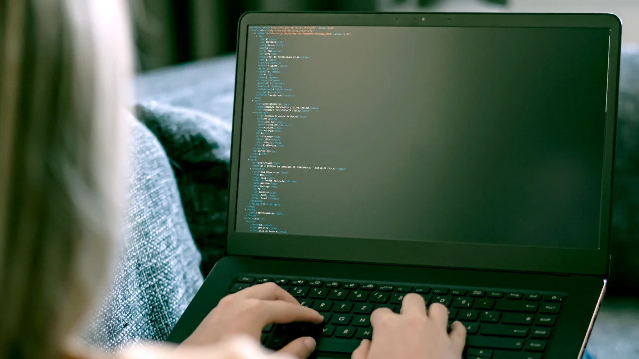 O que é XML da nota fiscal? Entenda tudo com a Treeunfe